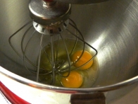 Jajci 5 minut stepaj.